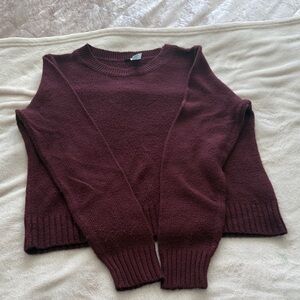Elegant Maroon Crew Neck Sweater